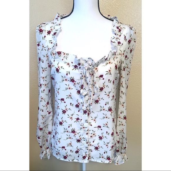 Nasty Gal Tops - Nasty Gal size 4 Printed floral blouse NWT